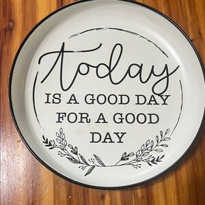 Round Metal Farmhouse Decorative Tray Black & Creme 9.5”